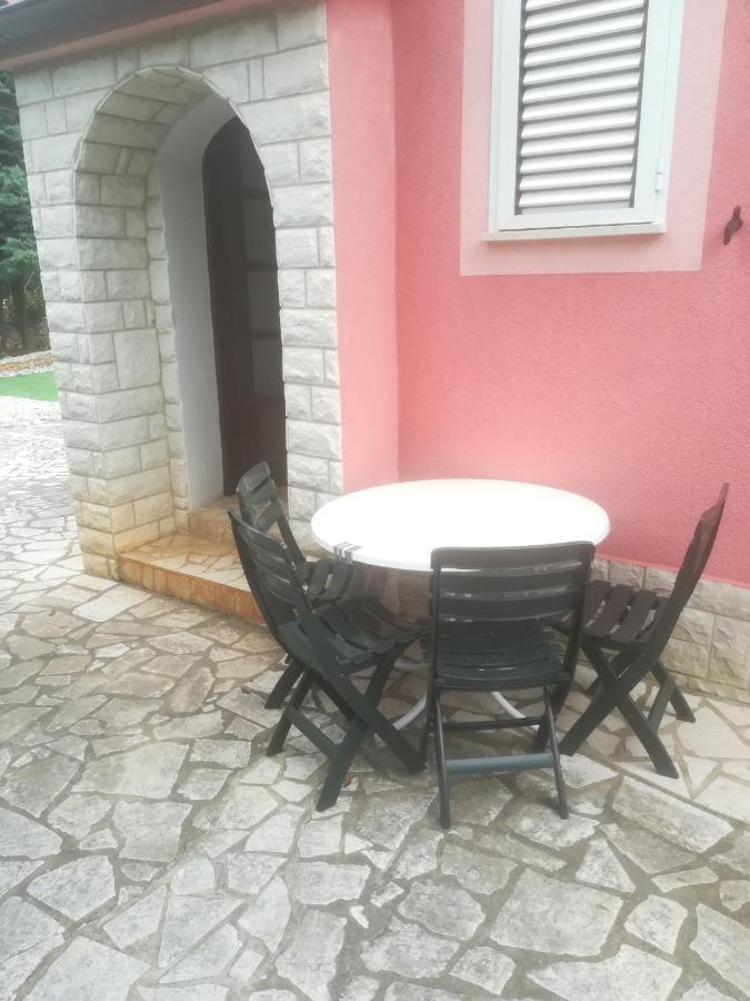 Villa Edward Premantura Buitenkant foto